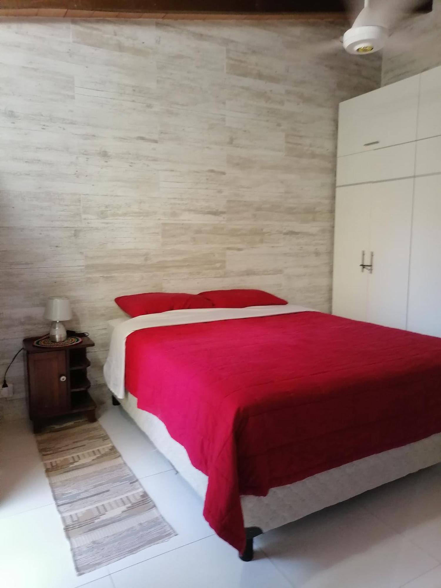 Granados Bed & Breakfast Asuncion Exterior photo